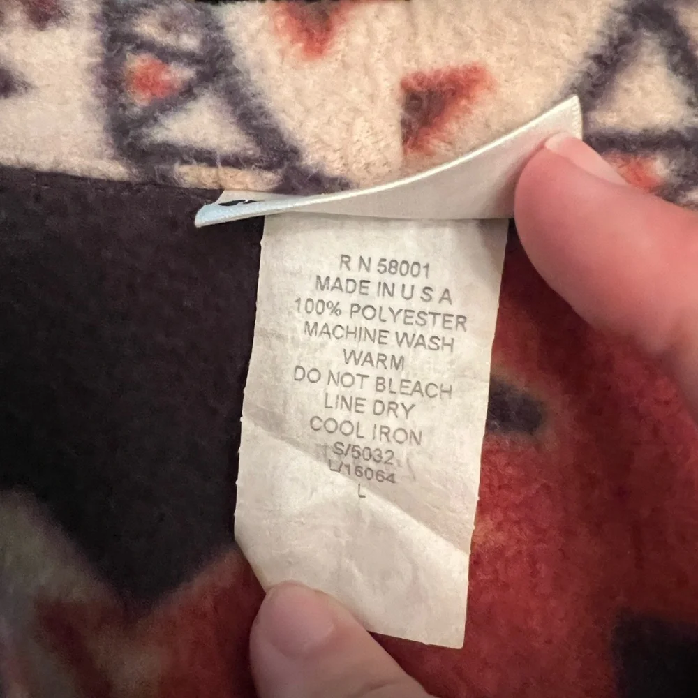 Sunbelt size large shacket 100% polyester made in USA tribal aztec design - Picture 5 of 6